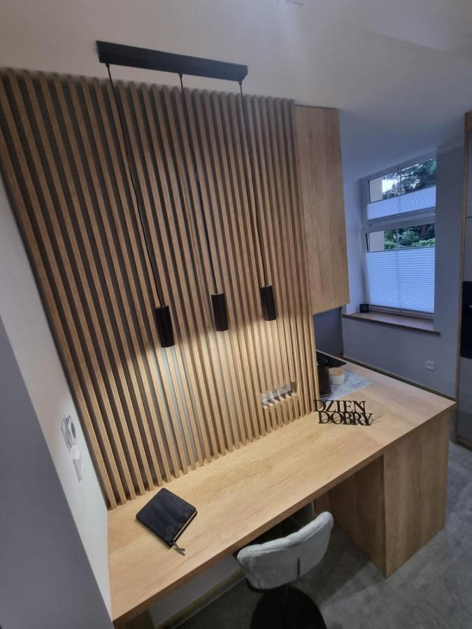 Apartament Lux Lemon Jelenia Gora Ngoại thất bức ảnh